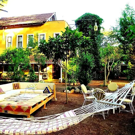 Daphne House Konukevi Olimpos